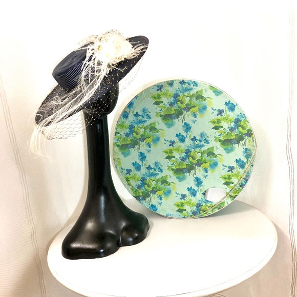 Fleur de Paris Hat w/ Plume, Silk & Netting